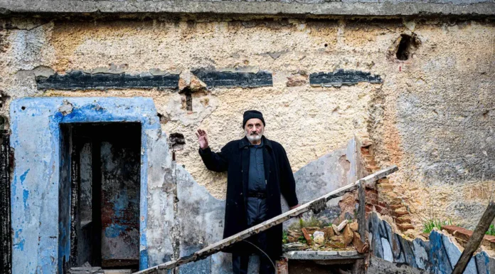 «Ροδάφ’νον»: Το ποντιακό αριστούργημα στο Από Μηχανής Θεάτρο