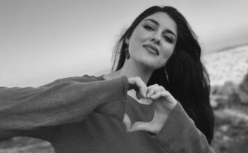 Μαρία Παπαλεοντίου: «Το Τραγουδάκι Της Αγάπης» Μια ωδή στο πιο αγνό συναίσθημα που περίμενε 20 χρόνια