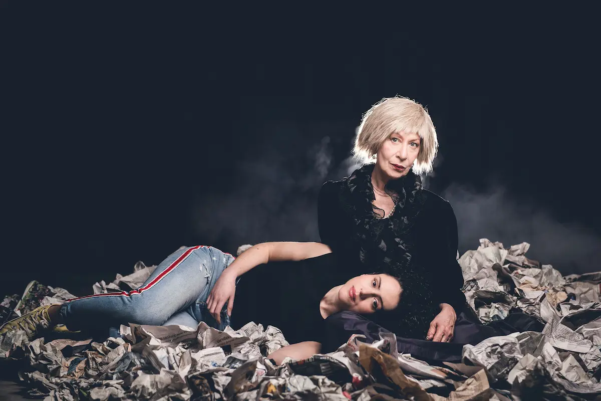 Ο ΣΚΥΛΟΣ ΠΟΥ ΕΚΛΑΙΓΕ ΒΟΥΒΑ ΤΙΣ ΝΥΧΤΕΣ