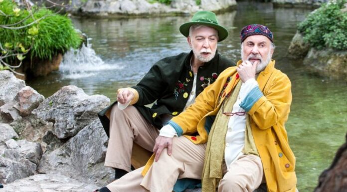 Παραλλαγές Πάπιας: Η πικρή κωμωδία του David Mamet στο Θέατρο Μεταξουργείο