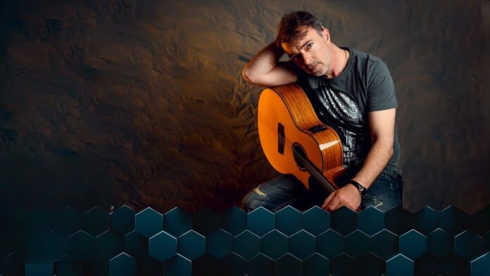 Νίκος Γεραλής Με Εσένα βλέπω άλλα