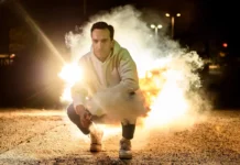 «Στρακαστρούκες»: Η sold out παράσταση του Δημήτρη Σαμόλη σε καλοκαιρινή περιοδεία Στρακαστρούκες Δημήτρης Σαμόλης περιοδεία