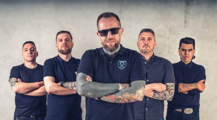 Οι Booze & Glory Live στην Αθήνα στο Gazarte Ground Stage Booze & Glory Αθήνα