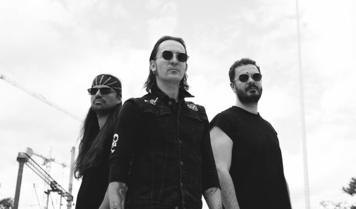 Villagers Of Ioannina City Venceremos