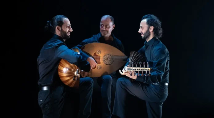 Le Trio Joubran στο Θέατρο «Δόρα Στράτου» | F hill Sessions Οι Le Trio Joubran με τα ούτια τους για τη συναυλία στο Θέατρο Δόρα Στράτου στον Λόφο Φιλοπάππου