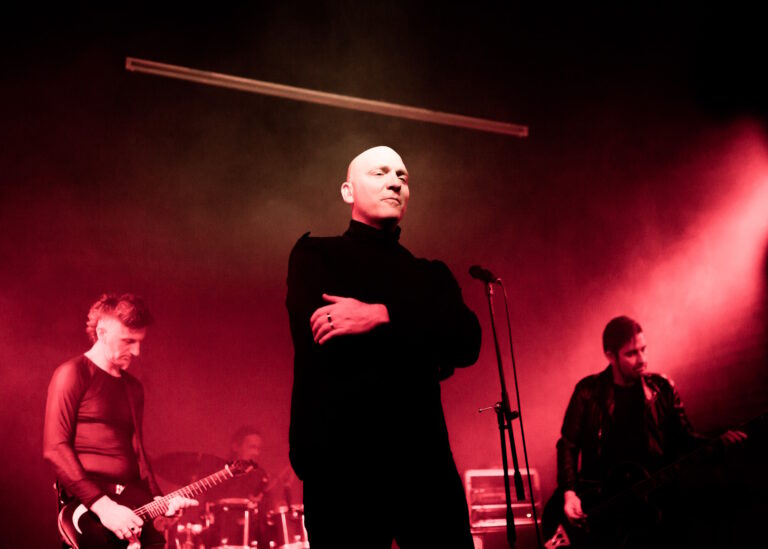 Corpus Delicti (FR) | Support band: The Villions