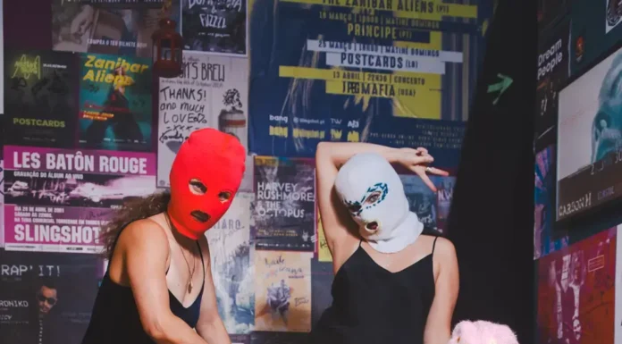 Οι Pussy Riot, η θρυλική φεμινιστική και πολιτική καλλιτεχνική κολεκτίβα έρχεται στην Ελλάδα.