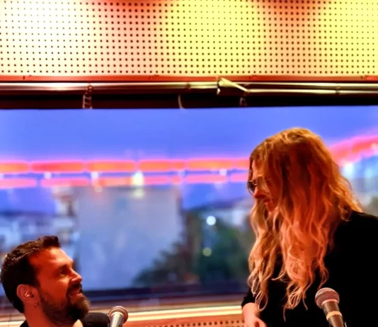 Η Ελένη Τσαλιγοπούλου ερμηνεύει το τραγούδι του Ζακ «Λύκου κραυγή»