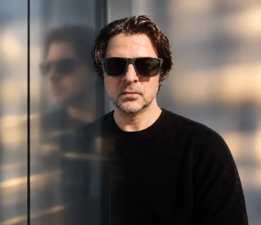 Ο Pierre Peter κυκλοφορεί το «Disregard For All Standard Procedures» LP