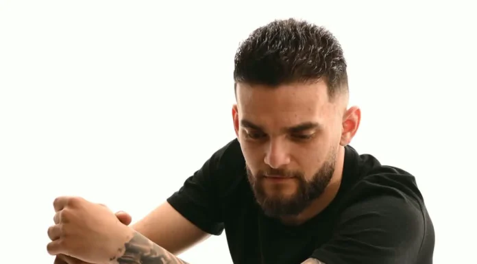 Μιχάλης Μπουσδούκος: Κυκλοφόρησε το νέο single «ADAMA»