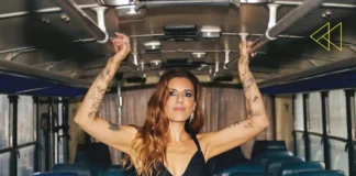 Η Angelika Dusk πατάει «REWIND» και φέρνει τα 80’s στο σήμερα: Κυκλοφορία νέου άλμπουμ & εκρηκτικό live παρουσίασης στο Gazarte
